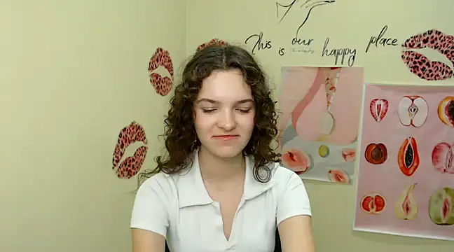 Snapshot of _SusieSu_ chatting on December 7, 2024, 2:31 am  SusieSu  online show from December 7, 2024, 2:31 am