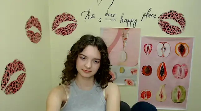 Snapshot of _SusieSu_ chatting on December 10, 2024, 1:22 am  SusieSu  online show from December 10, 2024, 1:22 am