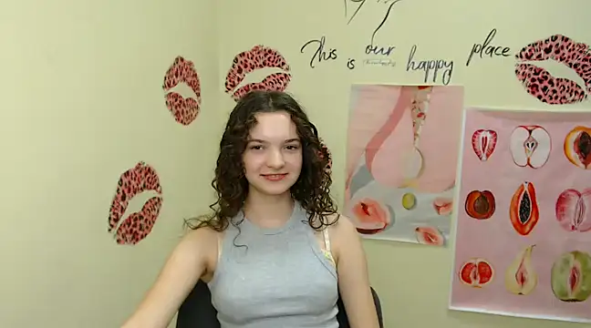 Snapshot of _SusieSu_ chatting on December 12, 2024, 4:10 pm  SusieSu  online show from December 12, 2024, 4:10 pm