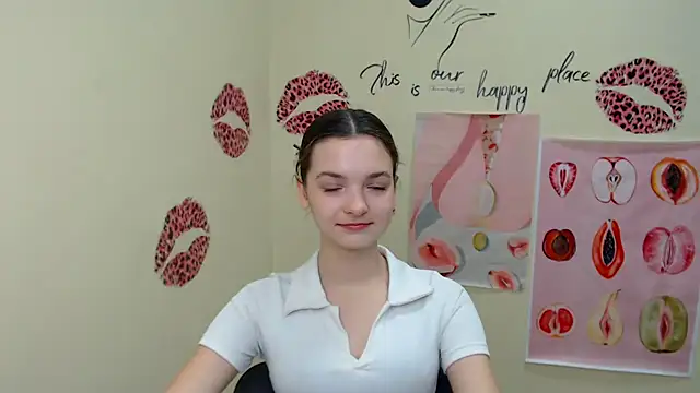 Snapshot of _SusieSu_ chatting on January 7, 2025, 7:31 am  SusieSu  online show from January 7, 2025, 7:31 am