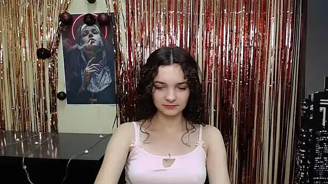 Snapshot of _SusieSu_ chatting on January 9, 2025, 7:21 am  SusieSu  online show from January 9, 2025, 7:21 am