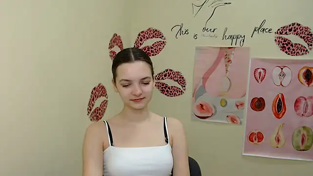 Snapshot of _SusieSu_ chatting on January 11, 2025, 7:06 am  SusieSu  online show from January 11, 2025, 7:06 am