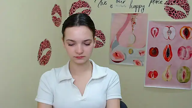 Snapshot of _SusieSu_ chatting on January 21, 2025, 7:04 am  SusieSu  online show from January 21, 2025, 7:04 am