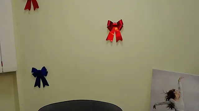 Snapshot of _SusieSu_ chatting on January 29, 2025, 6:43 am  SusieSu  online show from January 29, 2025, 6:43 am