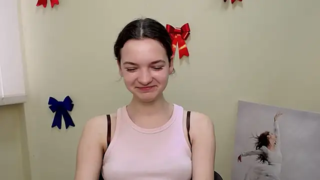 Snapshot of _SusieSu_ chatting on February 14, 2025, 10:28 am  SusieSu  online show from February 14, 2025, 10:28 am