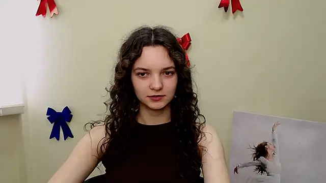 Snapshot of _SusieSu_ chatting on February 16, 2025, 10:32 am  SusieSu  online show from February 16, 2025, 10:32 am