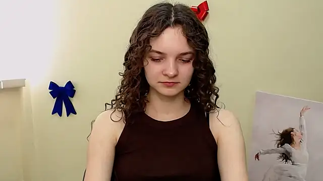 Snapshot of _SusieSu_ chatting on February 24, 2025, 12:26 pm  SusieSu  online show from February 24, 2025, 12:26 pm