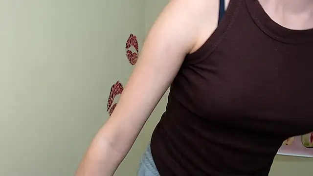 Snapshot of _SusieSu_ chatting on February 25, 2025, 4:10 pm  SusieSu  online show from February 25, 2025, 4:10 pm