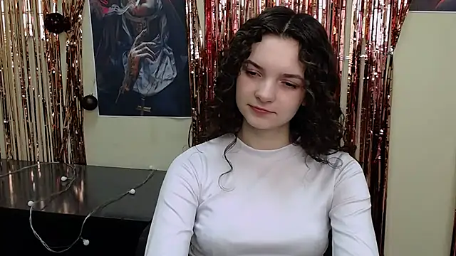 Snapshot of _SusieSu_ chatting on March 5, 2025, 1:28 pm  SusieSu  online show from March 5, 2025, 1:28 pm