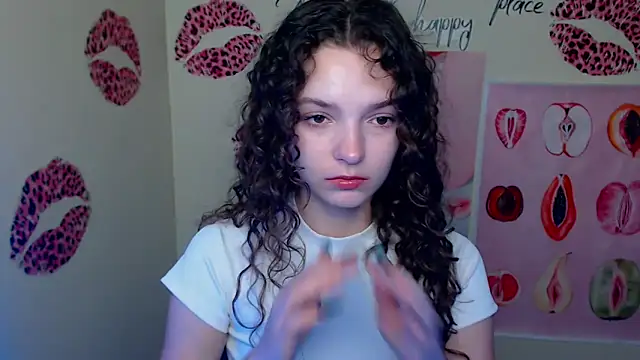 Snapshot of _SusieSu_ chatting on September 24, 2025, 5:44 am  SusieSu  online show from September 24, 2025, 5:44 am