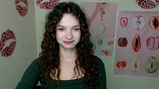 Snapshot of _SusieSu_ chatting on October 7, 2025, 6:54 am  SusieSu  online show from October 7, 2025, 6:54 am