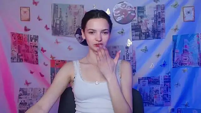  SusieSu  online show from May 5, 2026, 6:43 am