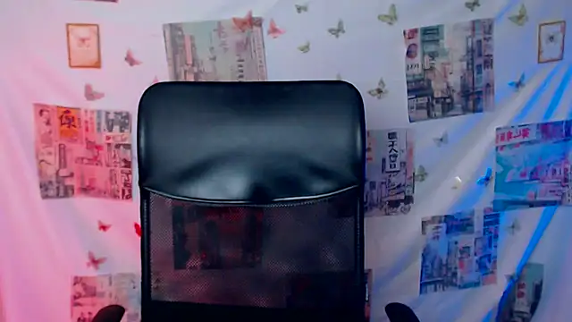  SusieSu  online show from June 12, 2026, 6:07 pm