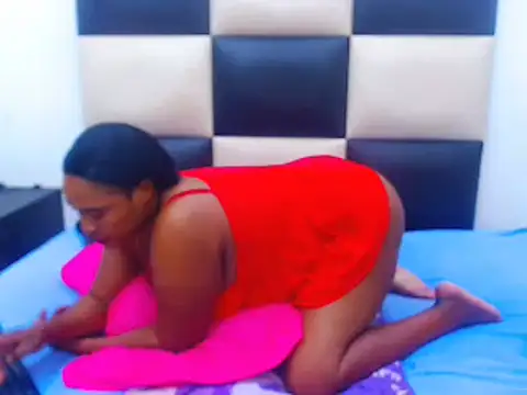 Snapshot of LICKABLEASSxxxx chatting on March 17, 2025, 7:58 pm LICKABLEASSxxxx online show from March 17, 2025, 7:58 pm