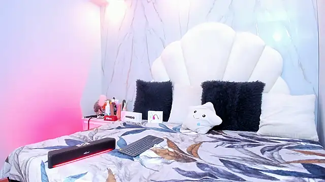 Snapshot of Tiffany_sander chatting on March 11, 2025, 3:26 am Tiffany sander online show from March 11, 2025, 3:26 am