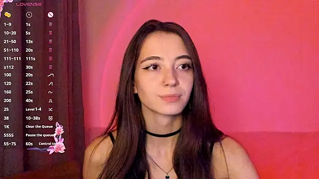 EvaBradley online show from September 26, 2025, 6:45 pm