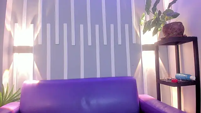 Scarlett  Fox   online show from January 4, 2025, 5:37 pm