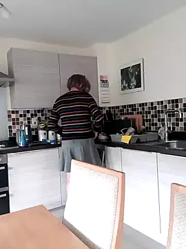 nataliecdlive online show from December 15, 2024, 1:00 pm