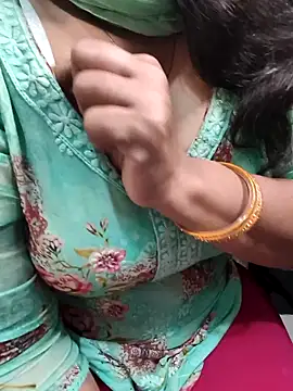 Anamika Kapoor online show from October 28, 2025, 10:12 pm