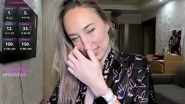 lady Nati online show from February 14, 2026, 5:10 pm