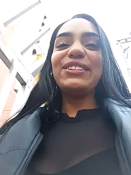 Snapshot of Sara-77 chatting on December 27, 2024, 6:31 pm Sara-77 online show from December 27, 2024, 6:31 pm