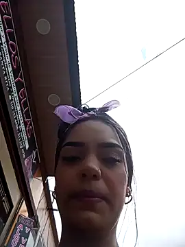 Snapshot of Sara-77 chatting on January 4, 2025, 4:32 pm Sara-77 online show from January 4, 2025, 4:32 pm