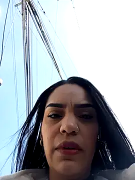 Snapshot of Sara-77 chatting on January 18, 2025, 2:33 pm Sara-77 online show from January 18, 2025, 2:33 pm