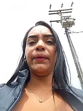 Snapshot of Sara-77 chatting on January 24, 2025, 6:25 pm Sara-77 online show from January 24, 2025, 6:25 pm