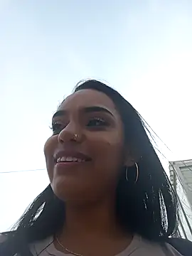 Snapshot of Sara-77 chatting on February 4, 2025, 8:38 pm Sara-77 online show from February 4, 2025, 8:38 pm