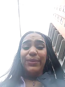 Snapshot of Sara-77 chatting on February 5, 2025, 5:20 pm Sara-77 online show from February 5, 2025, 5:20 pm