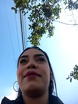 Snapshot of Sara-77 chatting on February 7, 2025, 2:47 pm Sara-77 online show from February 7, 2025, 2:47 pm