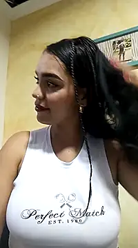 Snapshot of Sara-77 chatting on February 13, 2025, 6:38 pm Sara-77 online show from February 13, 2025, 6:38 pm