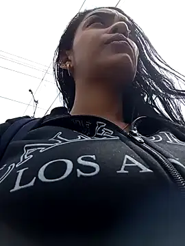 Snapshot of Sara-77 chatting on February 19, 2025, 6:54 pm Sara-77 online show from February 19, 2025, 6:54 pm