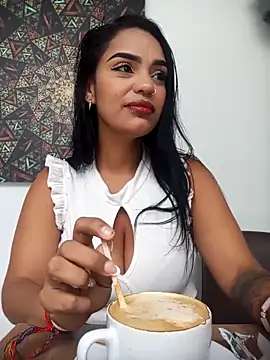 Snapshot of Sara-77 chatting on March 8, 2025, 4:50 pm Sara-77 online show from March 8, 2025, 4:50 pm