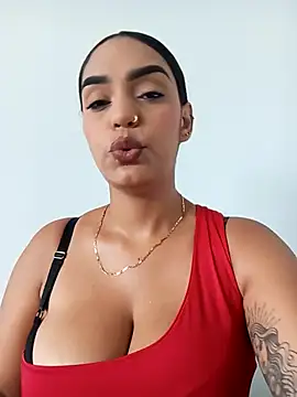 Snapshot of Sara-77 chatting on October 21, 2025, 3:46 pm Sara-77 online show from October 21, 2025, 3:46 pm