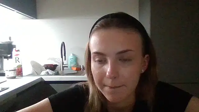 Sweety Nika online show from October 15, 2025, 7:36 pm