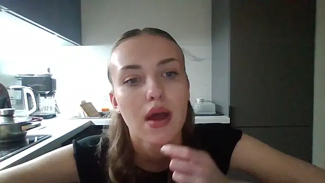 Sweety Nika online show from October 25, 2025, 7:41 pm