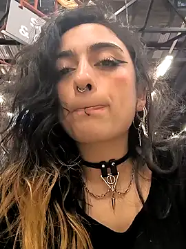 Lila Desiree online show from December 11, 2024, 11:54 pm