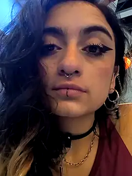 Lila Desiree online show from December 14, 2024, 12:22 am