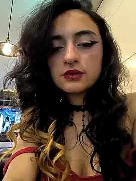 Lila Desiree online show from February 12, 2025, 2:14 am
