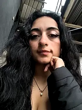 Lila Desiree online show from July 2, 2026, 4:46 pm