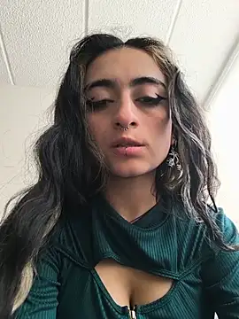 Lila Desiree online show from July 25, 2026, 3:31 pm