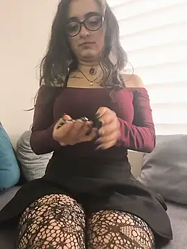 Lila Desiree online show from July 29, 2026, 11:03 pm