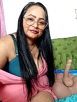 ScarletthJhonson- online show from February 4, 2025, 11:59 pm