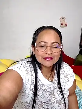 ScarletthJhonson- online show from February 15, 2025, 2:37 am