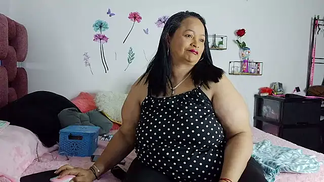 Snapshot of ScarletthJhonson- chatting on May 12, 2026, 10:18 pm ScarletthJhonson- online show from May 12, 2026, 10:18 pm