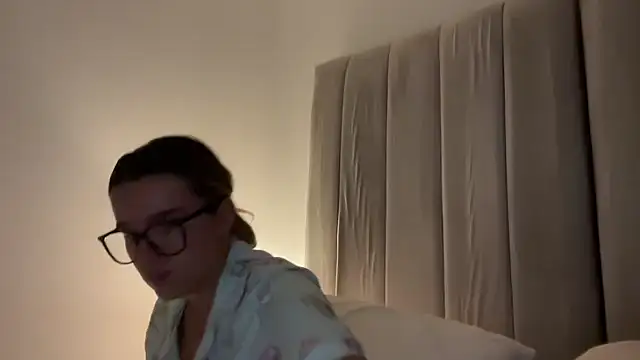 maisiesmithx online show from June 29, 2026, 11:27 pm