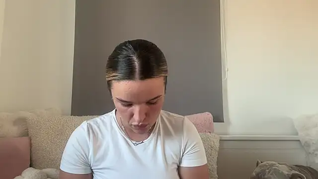 maisiesmithx online show from July 19, 2026, 6:22 pm