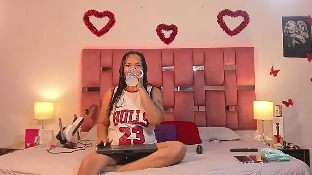 Betzabeth-Miller online show from November 30, 2025, 2:59 am