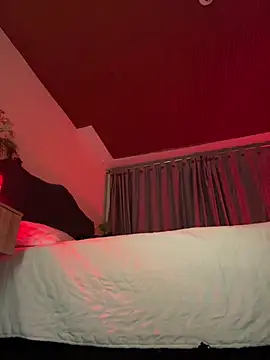 Snapshot of sue___0 chatting on March 21, 2026, 6:07 am sue 0 online show from March 21, 2026, 6:07 am